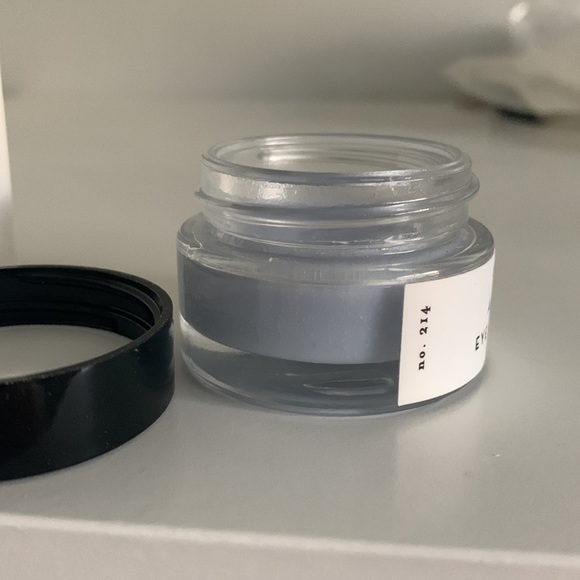 Om Organics Antioxidant Eye Cream Concentrate Bilberry Balm - Picture 2 of 2